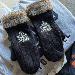 “Chicago bears” Black faux fur trim Gloves